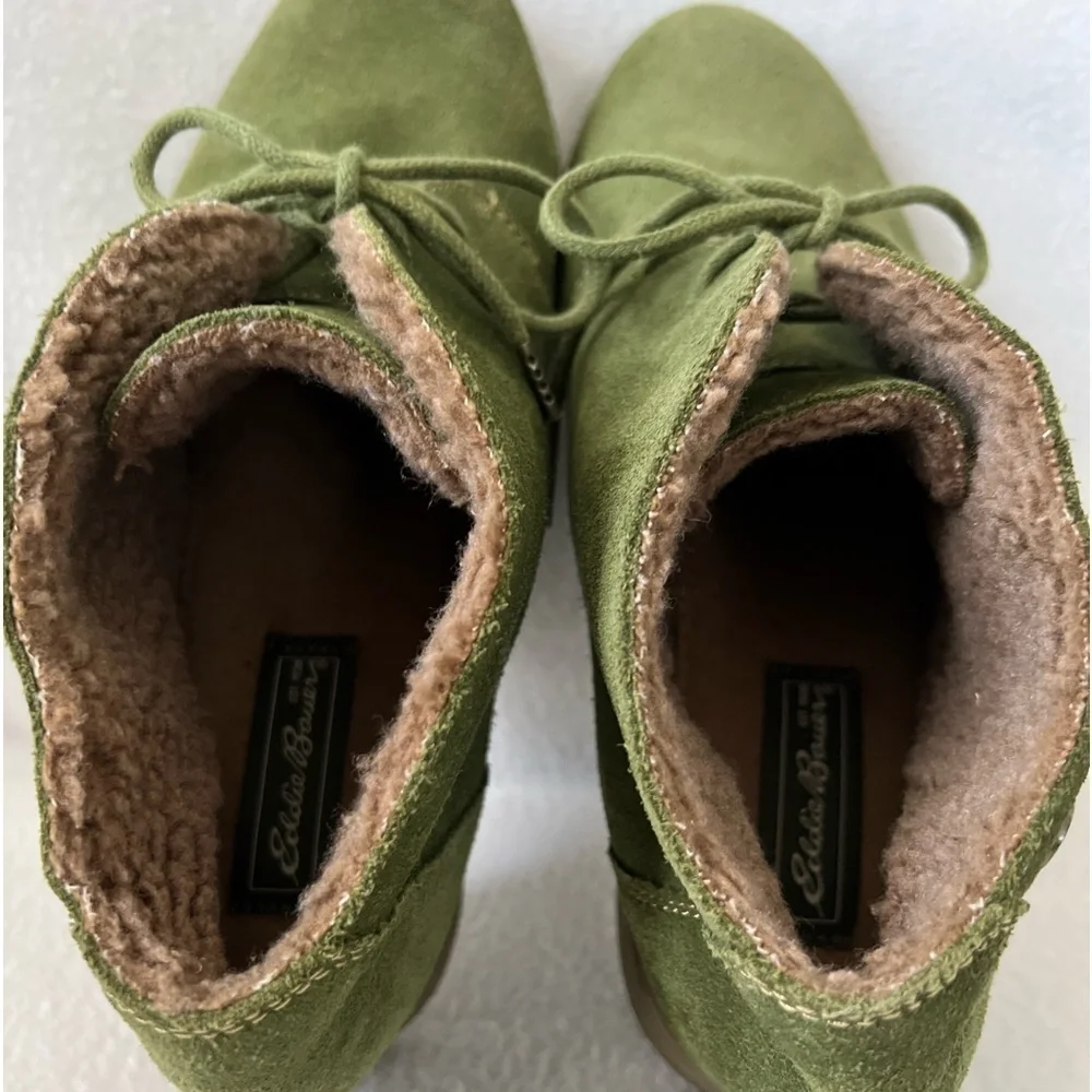 Eddie Bauer size 9 1/2 Green Suede Faux Fur Lining Ankle Boots